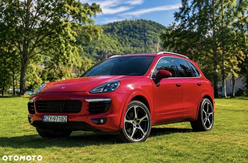 Porsche Cayenne - 4