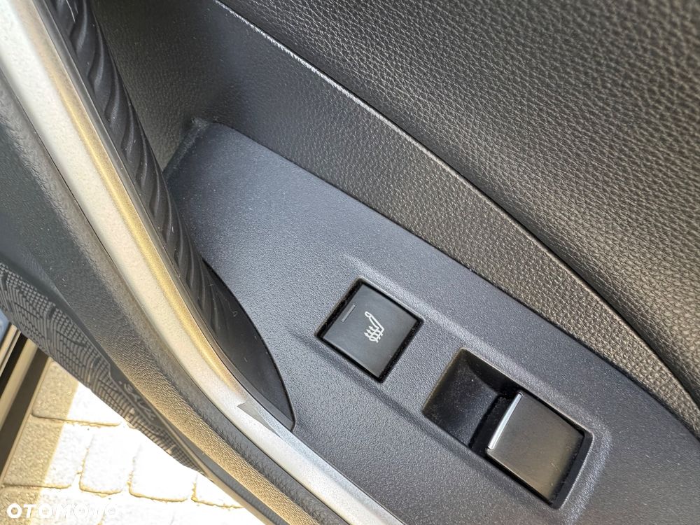 Toyota RAV4 2.5 Hybrid Executive 4x4 - 23