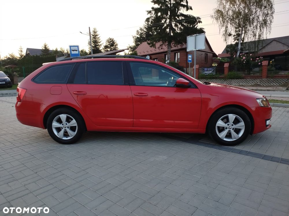 Skoda Octavia 1.6 TDI DPF 4x4 Ambition - 4