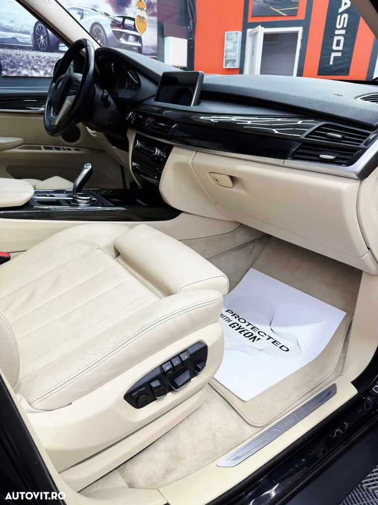 BMW X5 xDrive30d - 16