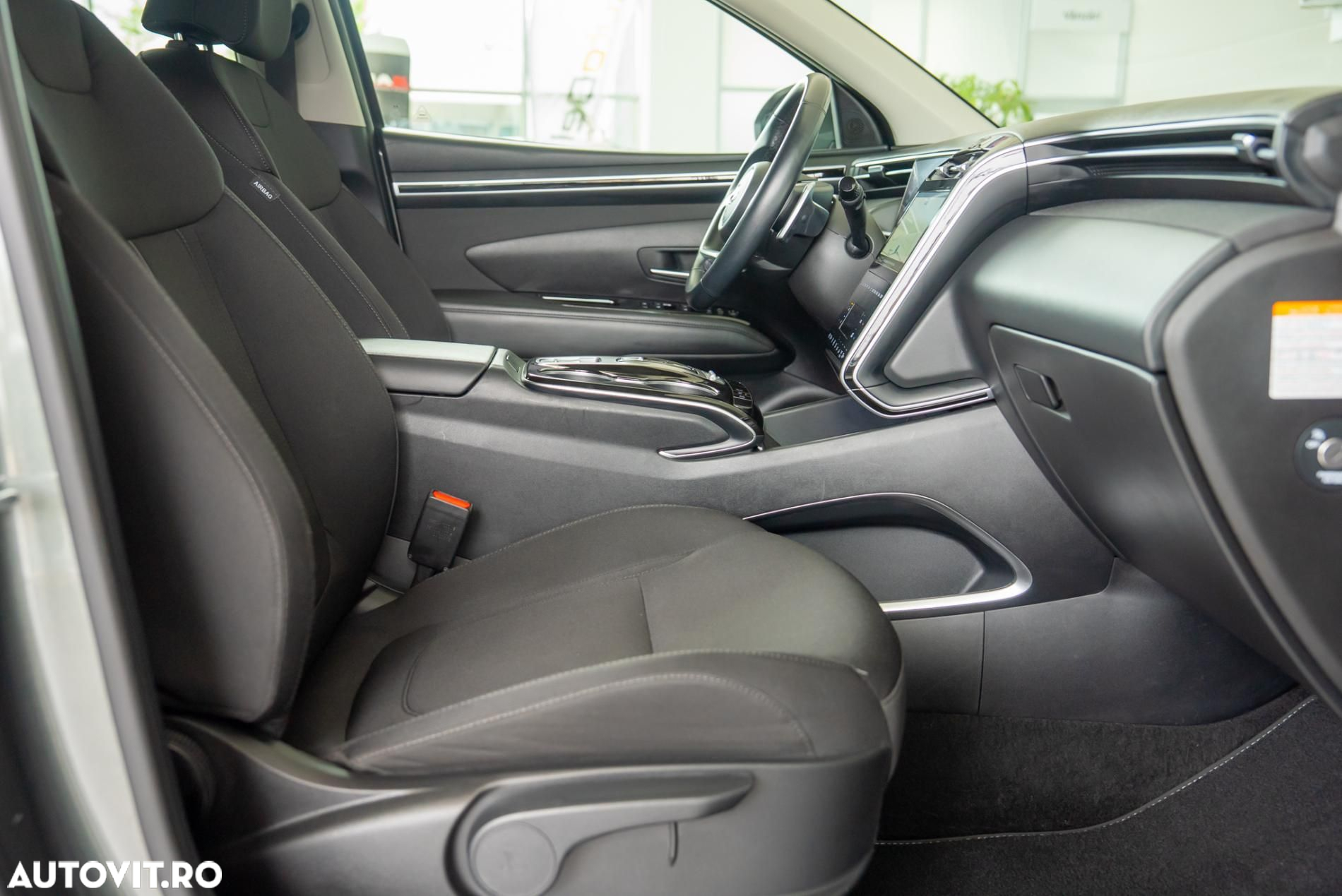 Hyundai Tucson 1.6 T-GDi HEV 2WD Trend - 18