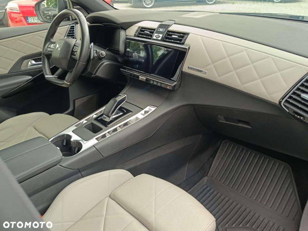 DS Automobiles DS 7 Crossback - 27