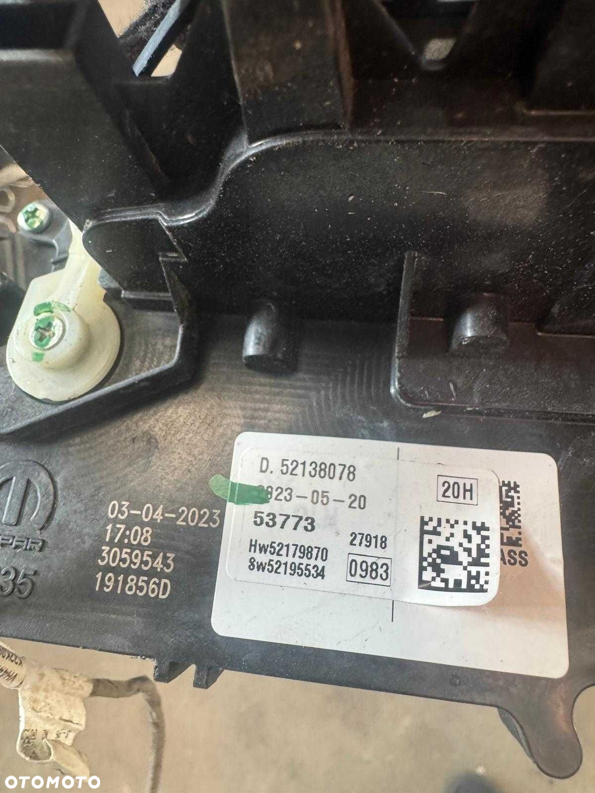 Zamek drzwi Fiat 500 lewy 2023 rok europa - 3