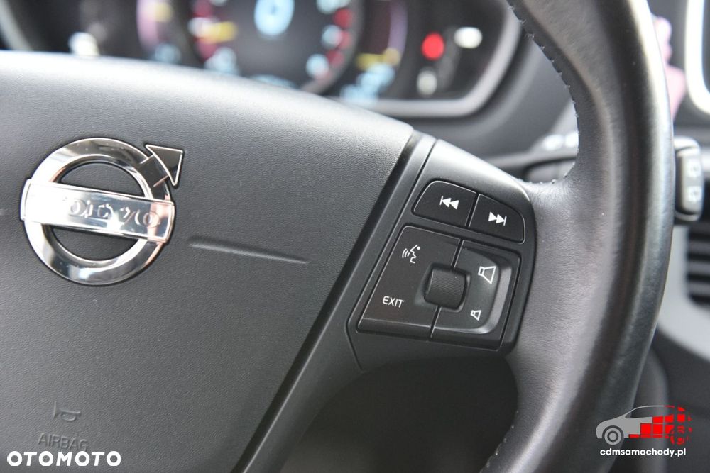 Volvo V40 - 32