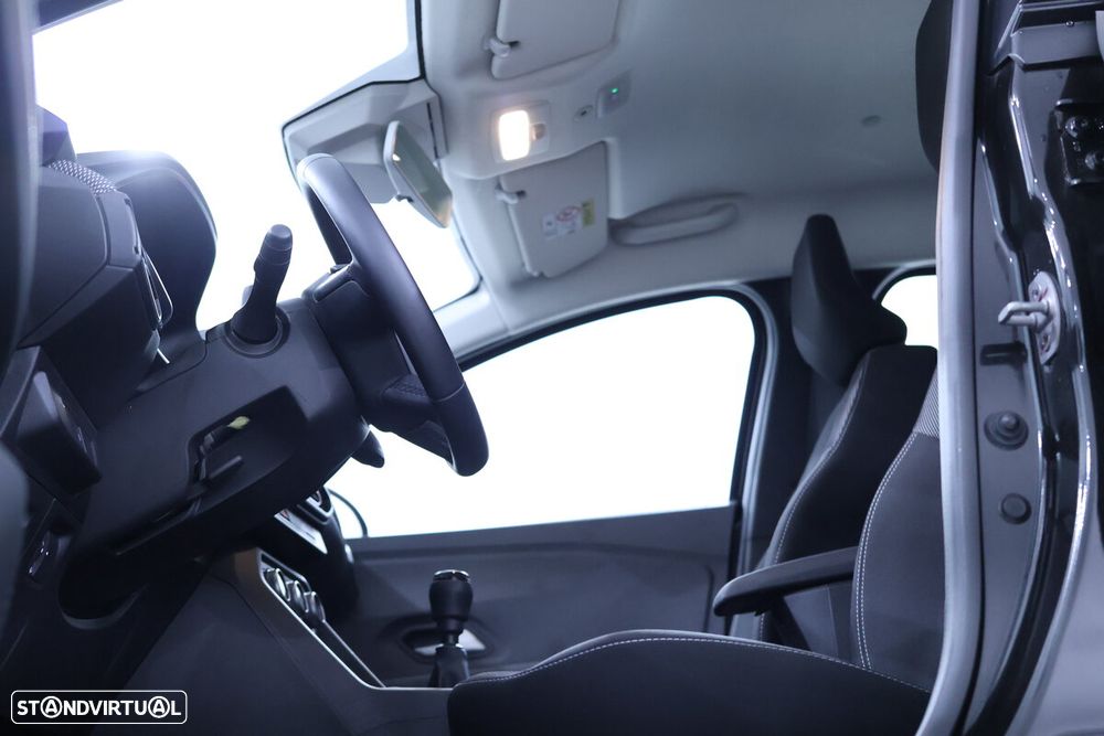 Dacia Sandero - 27