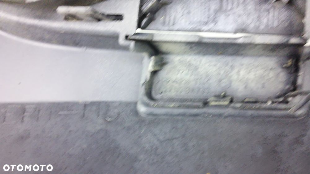 Nissan Almera N16 Zderzak Przód - 14