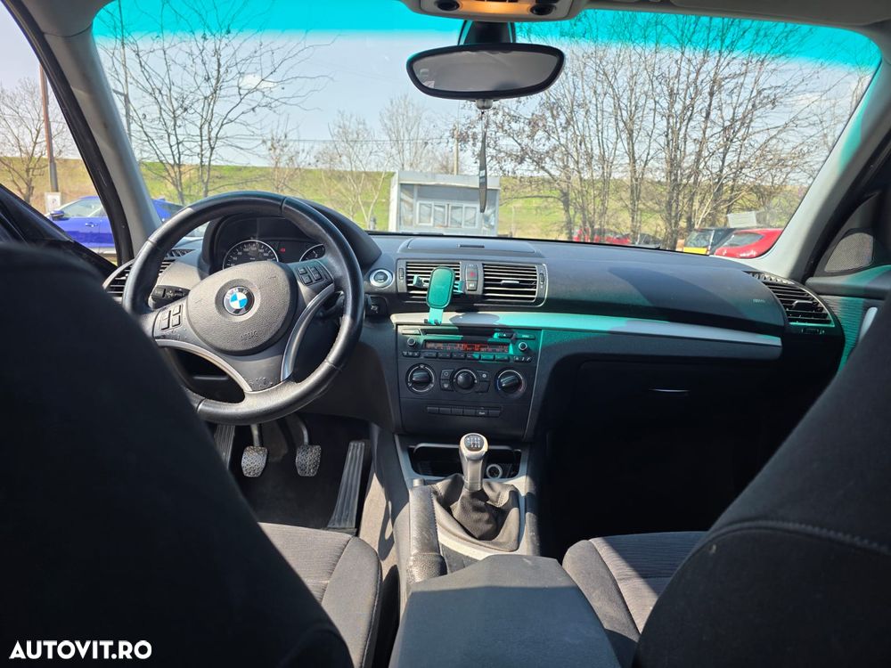 BMW Seria 1 118d - 19