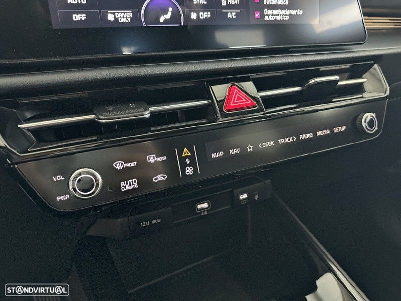 Kia Niro 1.6 GDi HEV Tech - 16