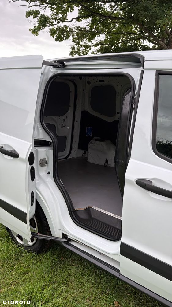 Ford Courier - 7