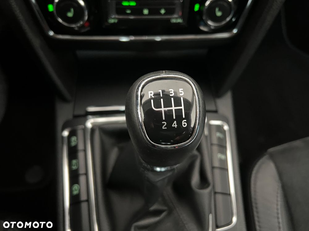 Skoda Superb 1.6 TDI Active Greenline - 39