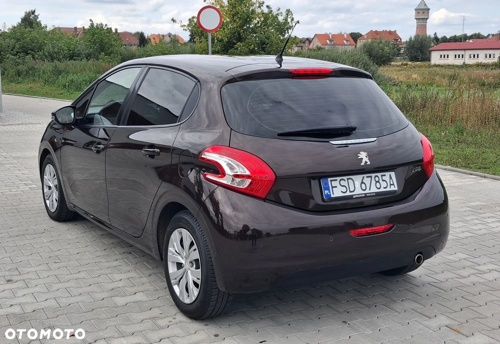 Peugeot 208 95 VTI Active - 12