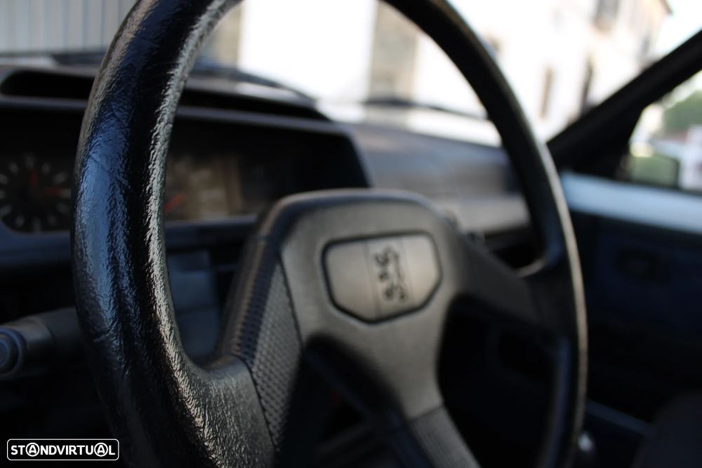 Peugeot 205 Cabrio 1.4 CT - 12