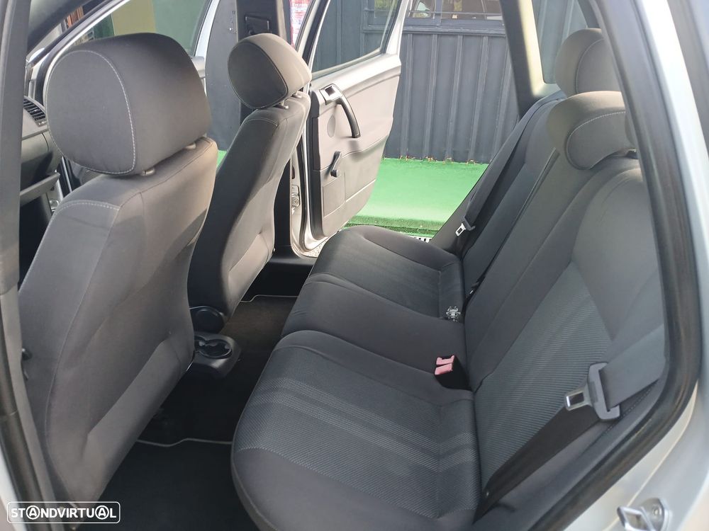 VW Polo 1.4 TDi Play and Go+ - 8