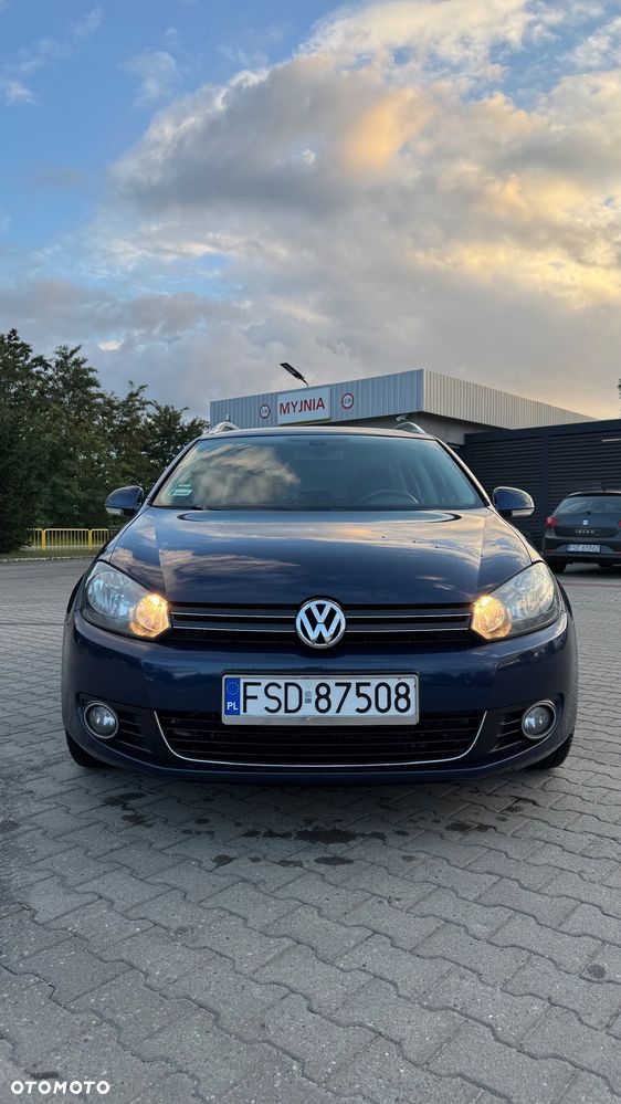 Volkswagen Golf - 2