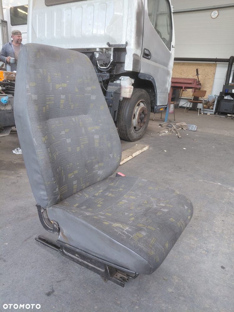 Fotel pasażera Renault Premium - 2