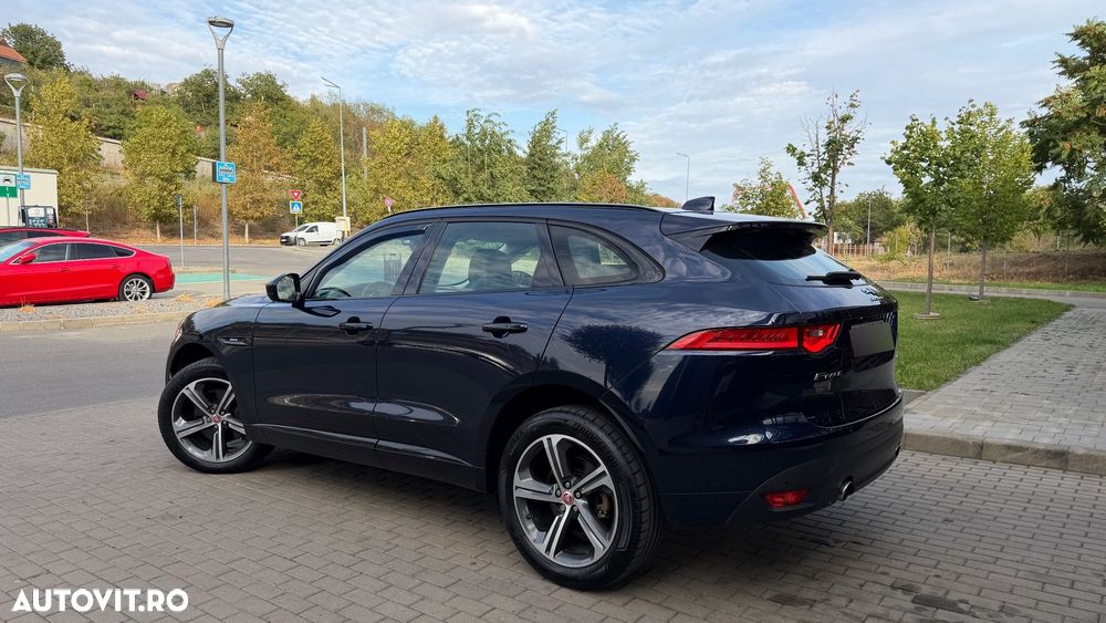 Jaguar F-Pace - 4