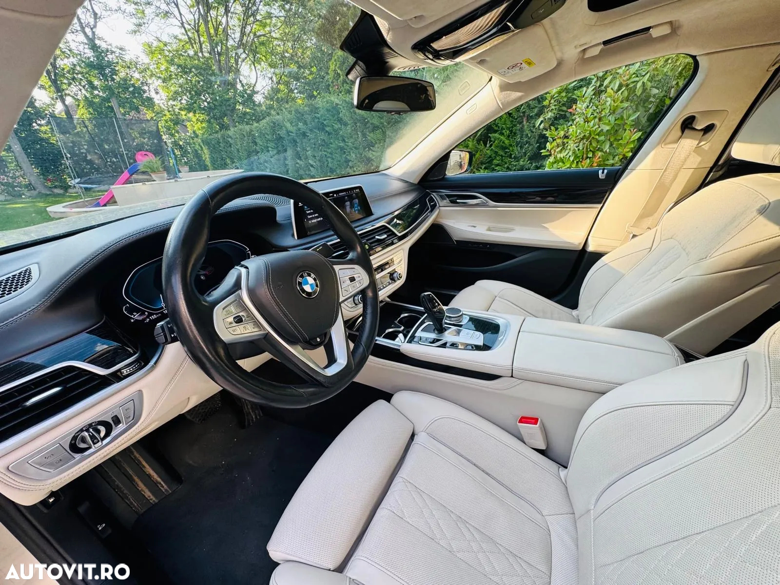 BMW Seria 7 745Le xDrive AT PHEV - 8