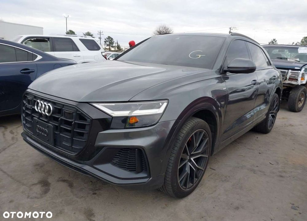 Audi Q8 - 1