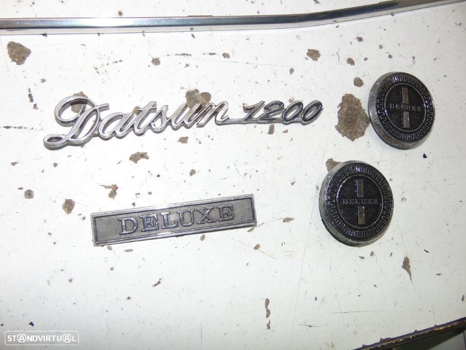 datsun 1200 2 portas friso do capot novo e original - 3