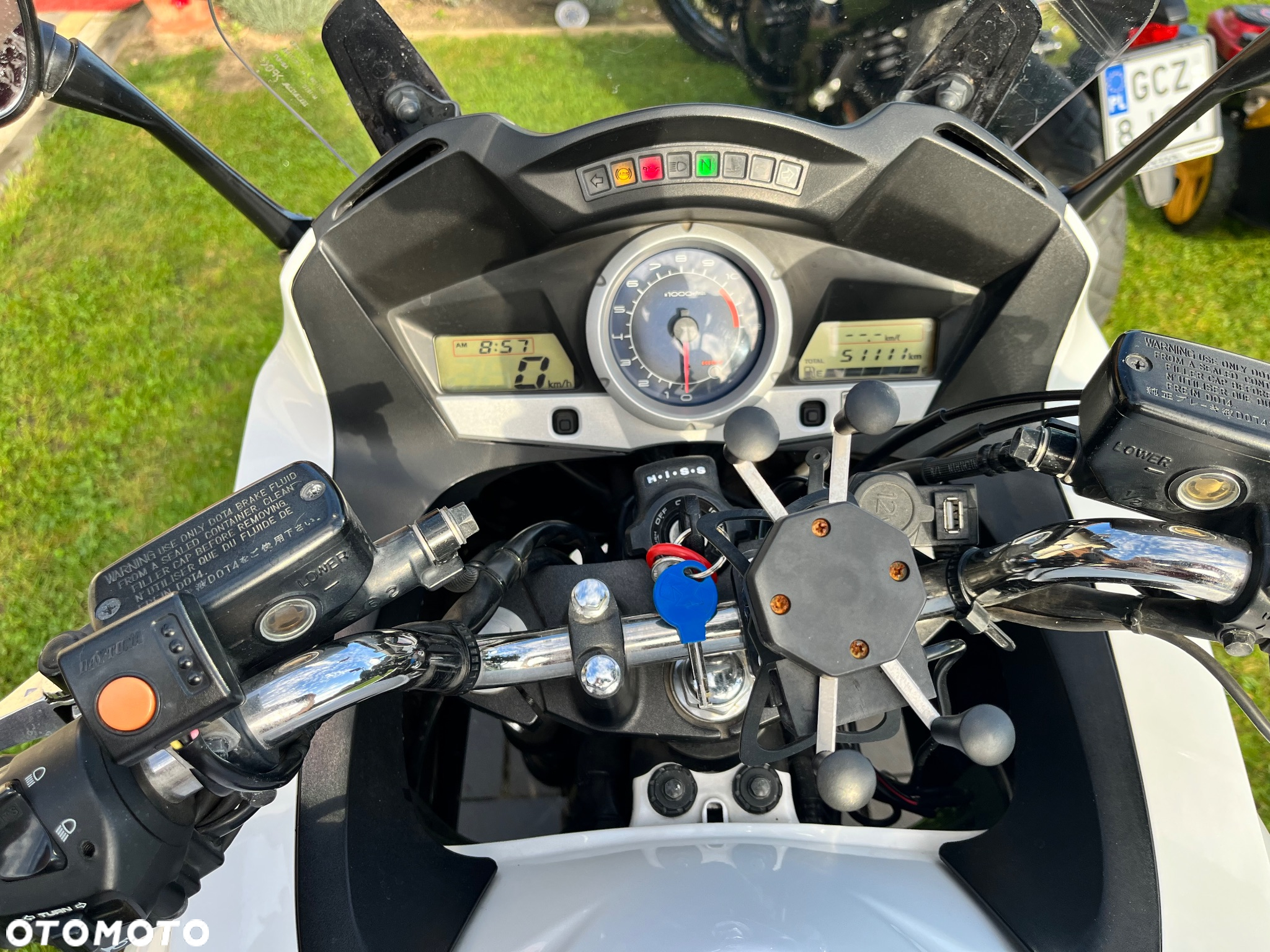Honda CBF - 10