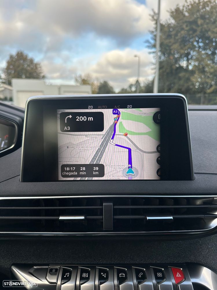 Peugeot 3008 1.5 BlueHDi GT Line EAT8 - 19