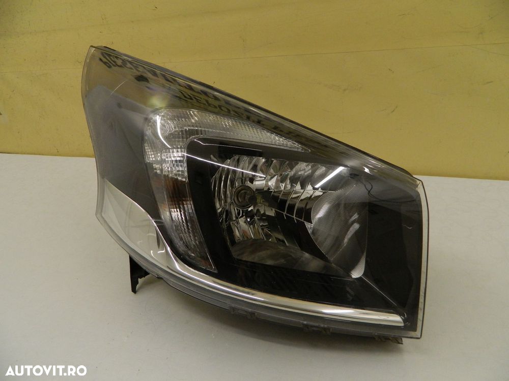 Far dreapta Opel Vivaro B Halogen, 2014, 2015, 2016, 2017, 2018, 2019, cod origine 2601006647R. - 3