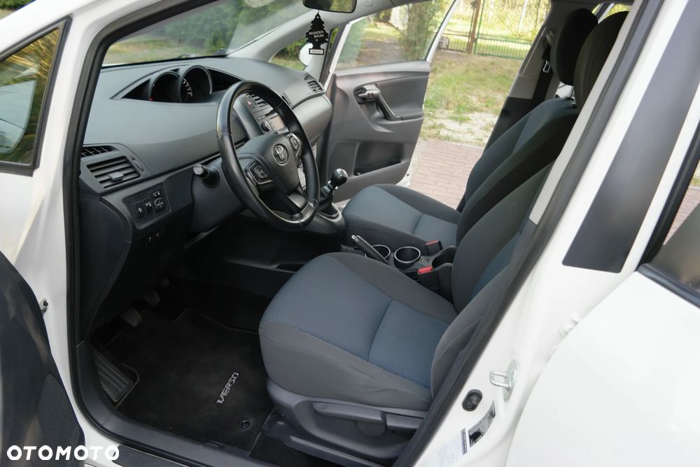 Toyota Verso - 18