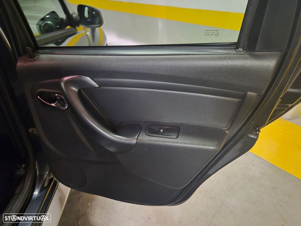 Dacia Duster 1.2 TCe Prestige - 34