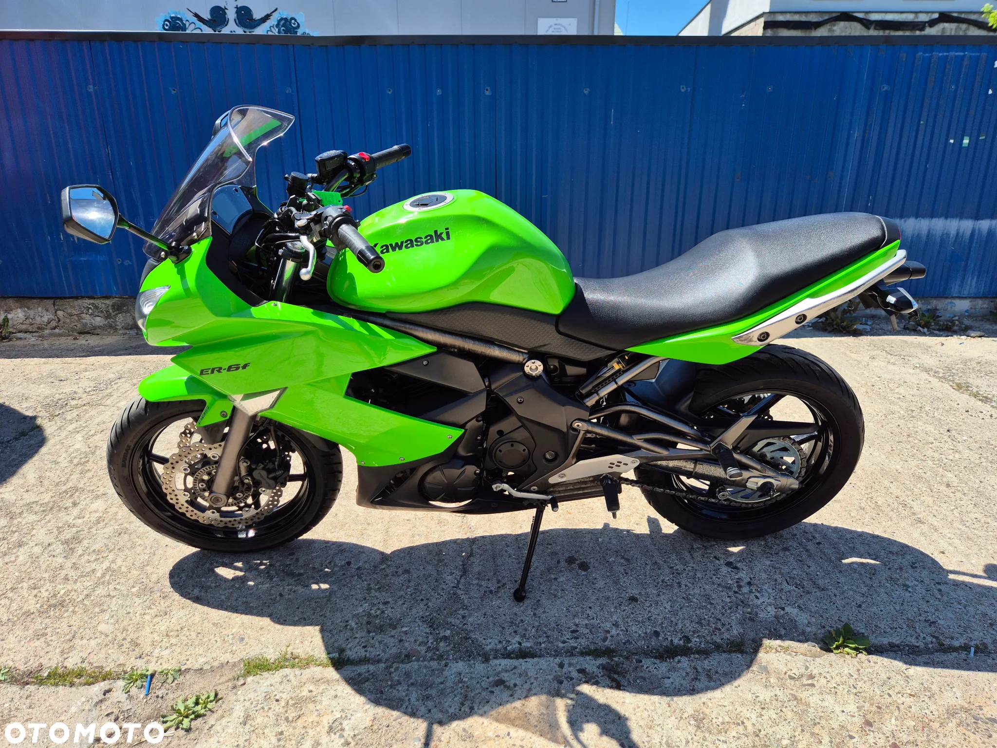 Kawasaki ER - 2