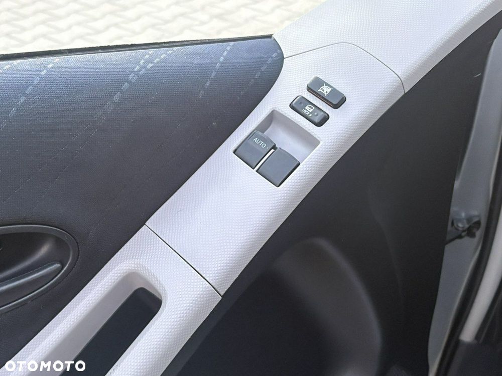 Toyota Yaris 1.0 VVT-i Comfort - 18