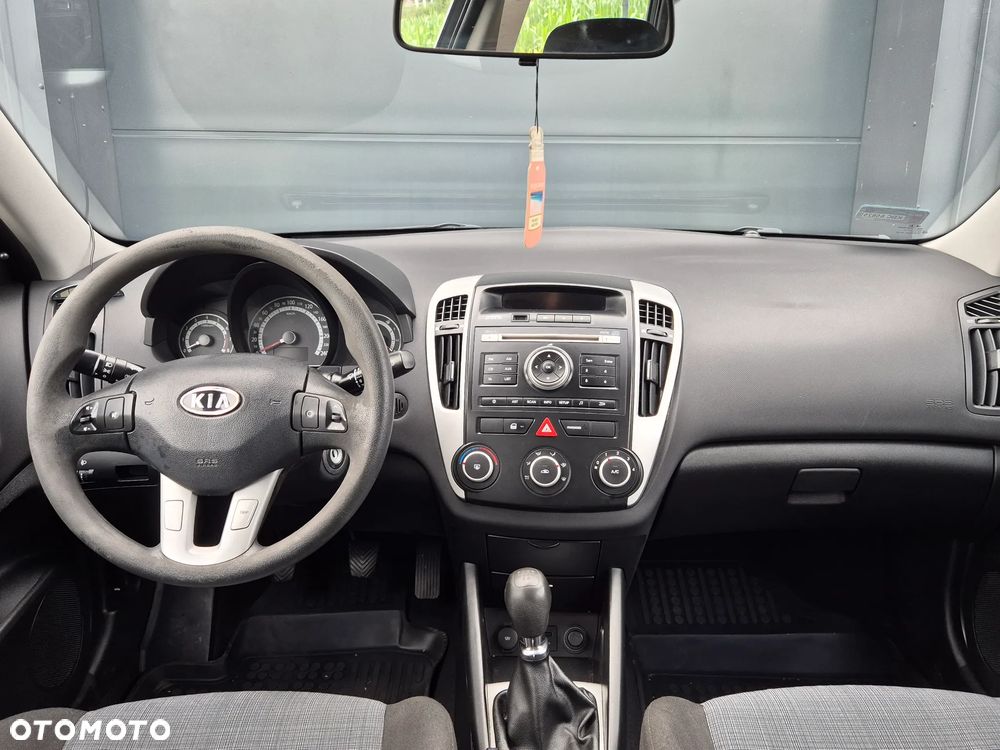 Kia Ceed 1.4 Comfort - 7