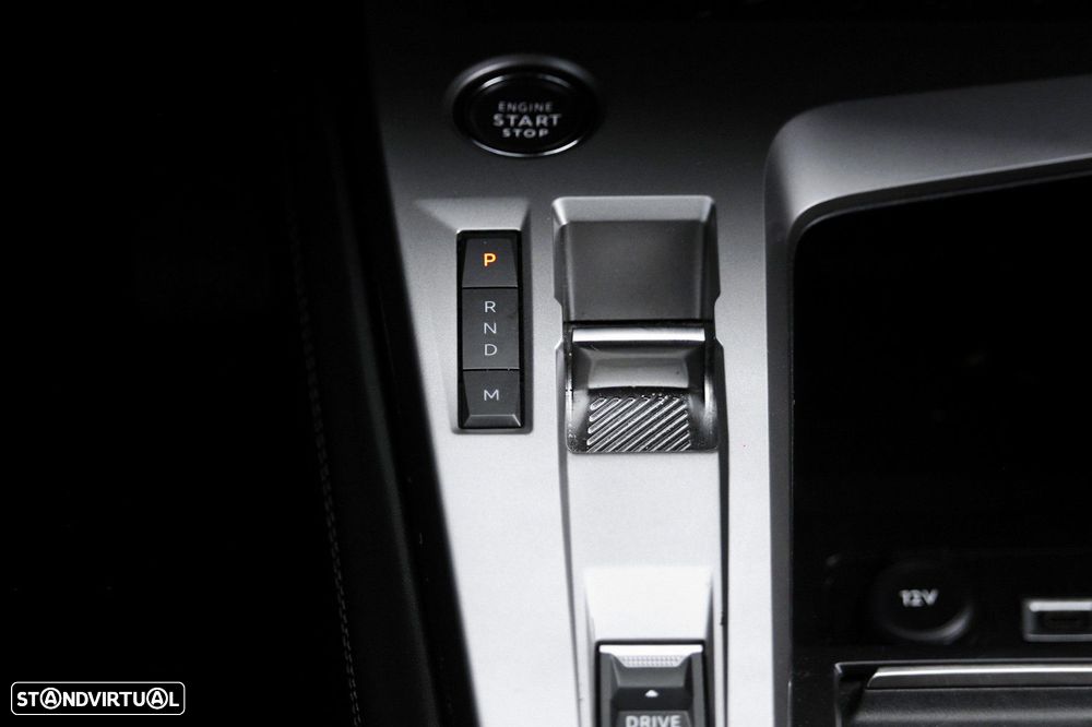 Peugeot 408 1.2 PureTech Allure EAT8 - 24