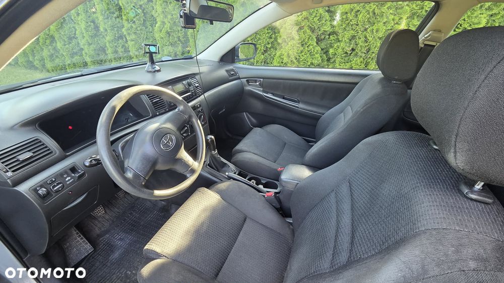 Toyota Corolla - 6