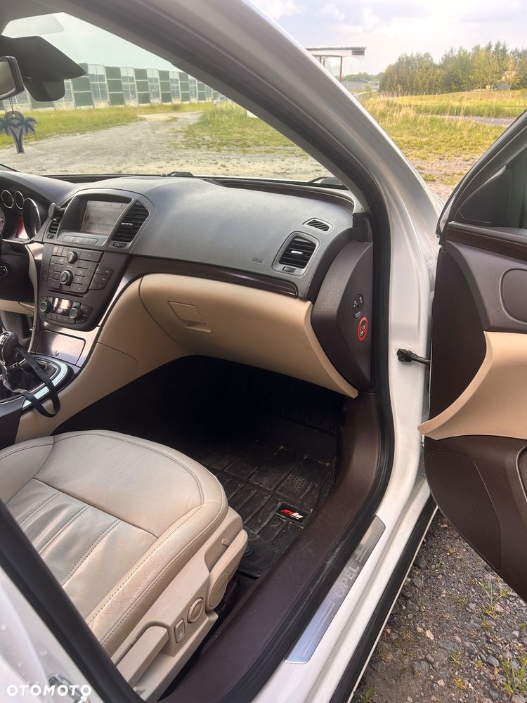 Opel Insignia 2.0 T Cosmo 4x4 - 25