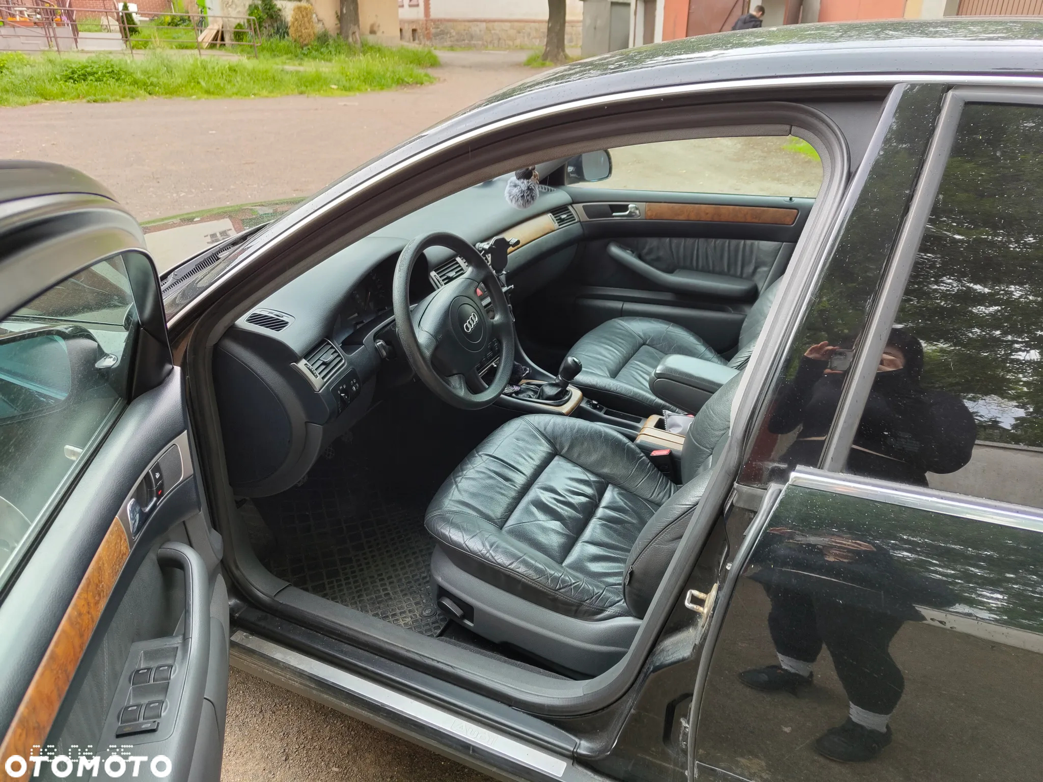 Audi A6 2.4 - 9