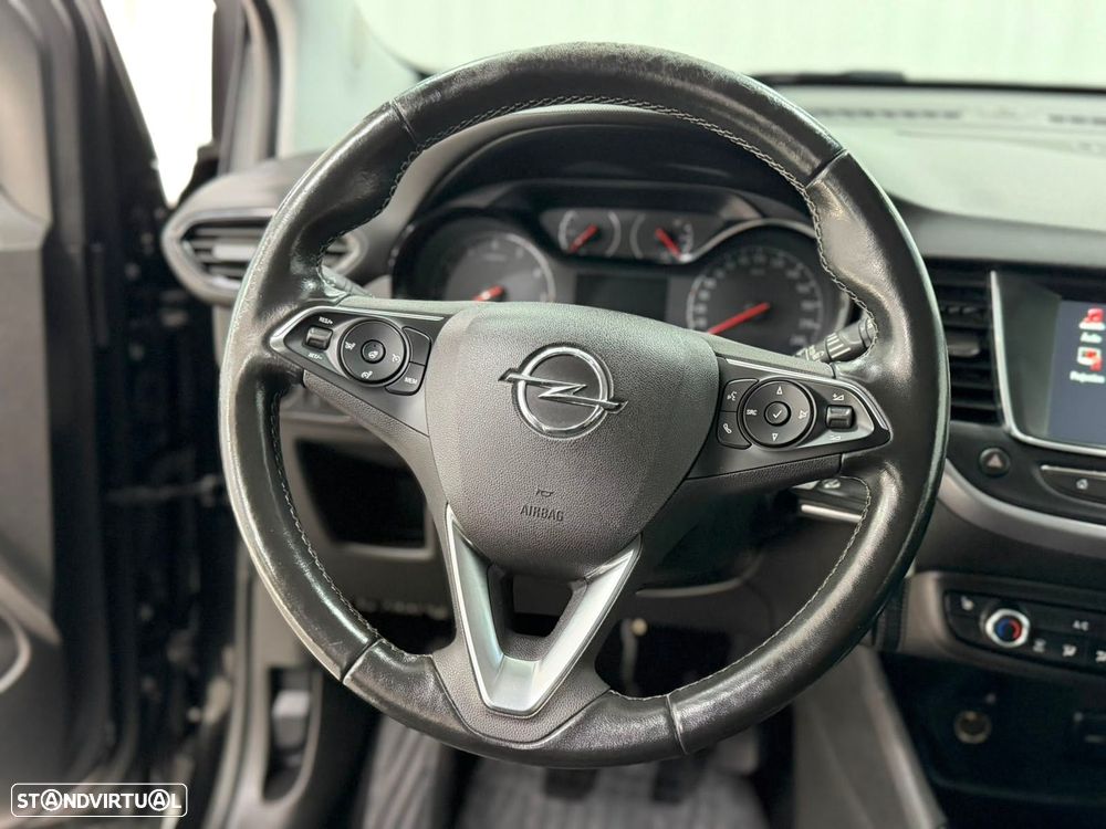 Opel Crossland 1.2 T Business - 9