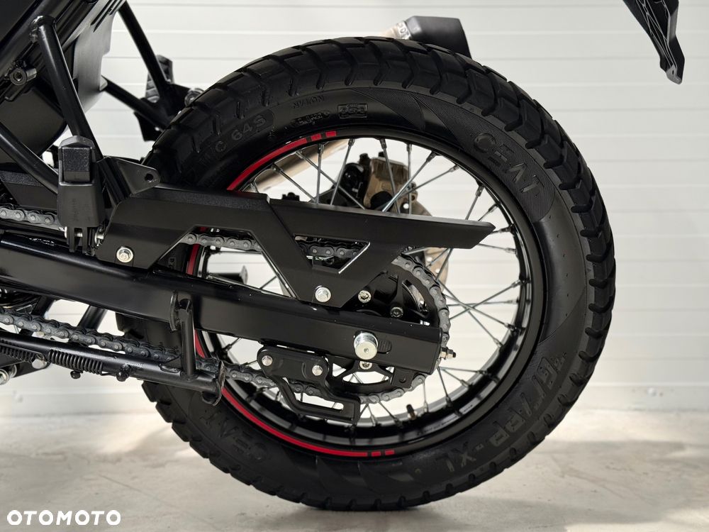 Royal Enfield Scram - 30