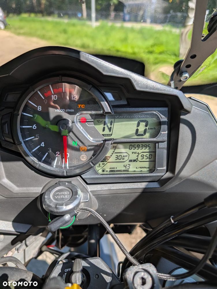 Suzuki V-STROM - 9