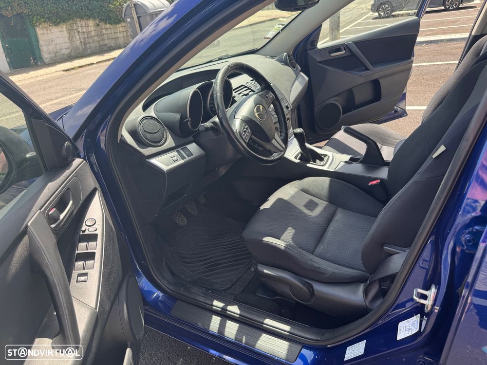 Mazda 3 Hatchback MZ-CD 1.6 Exclusive Plus - 6