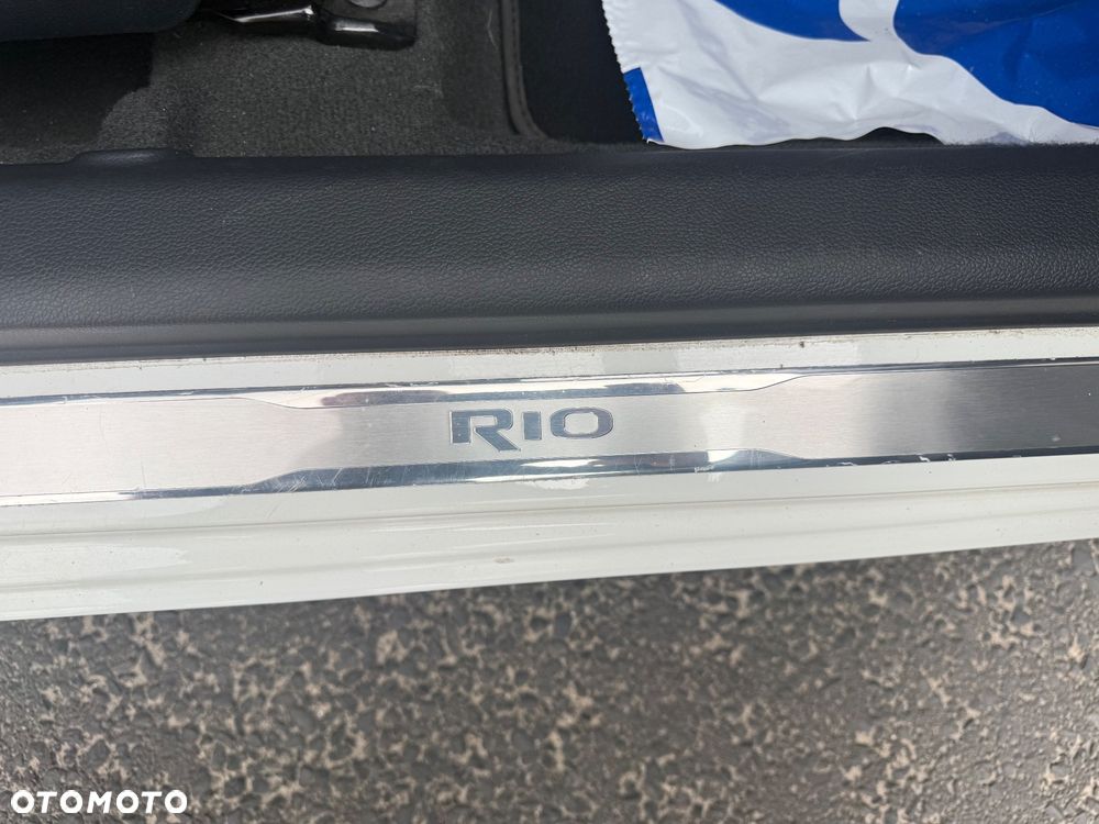 Kia Rio 1.2 Edition 7 - 13
