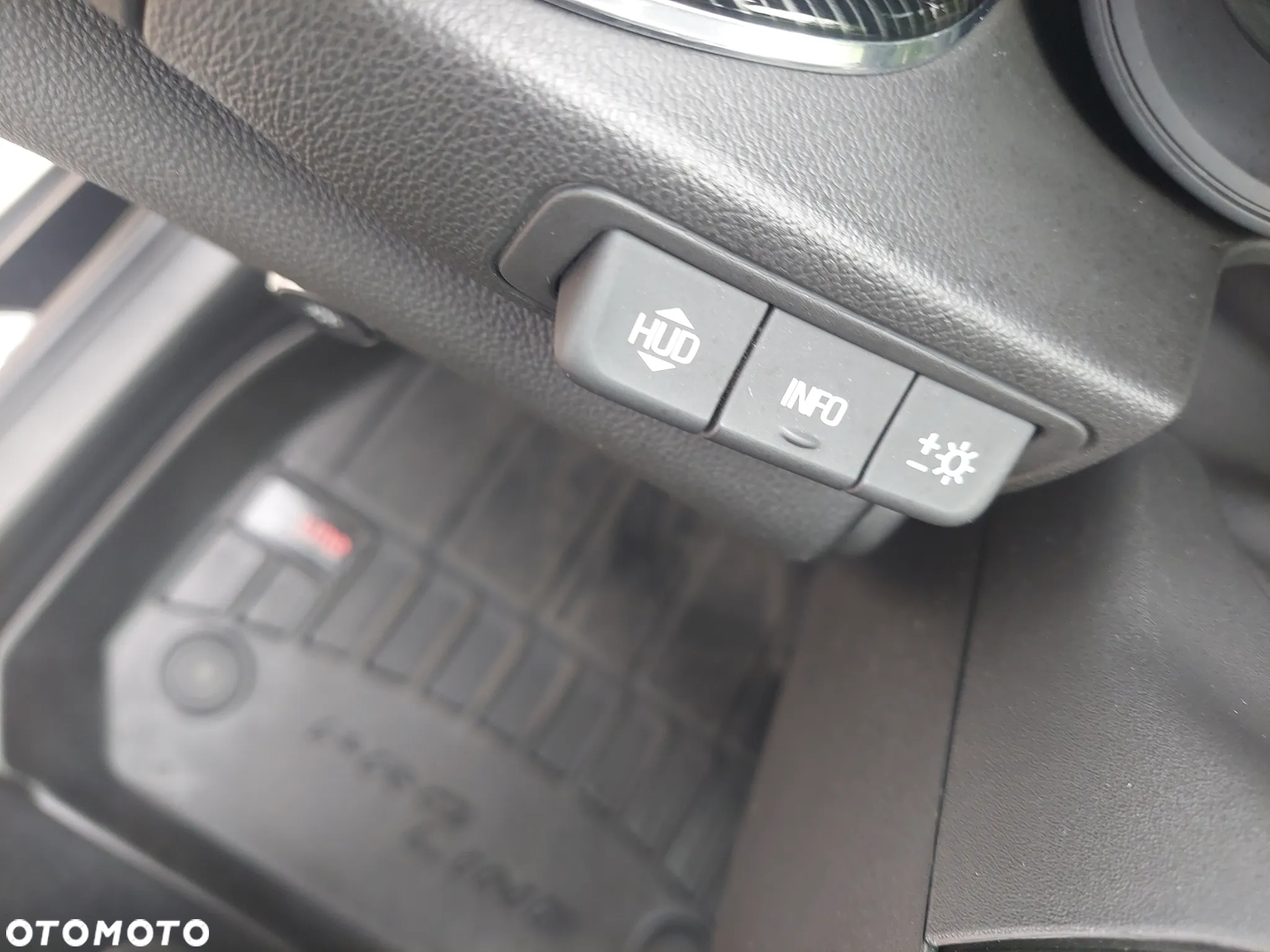 Opel Insignia CT 2.0 CDTI 4x4 Exclusive S&S - 22