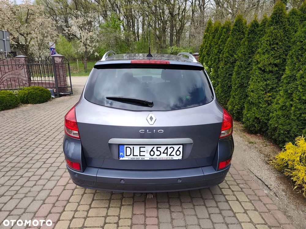 Renault Clio 1.2 16V TCE Luxe - 4