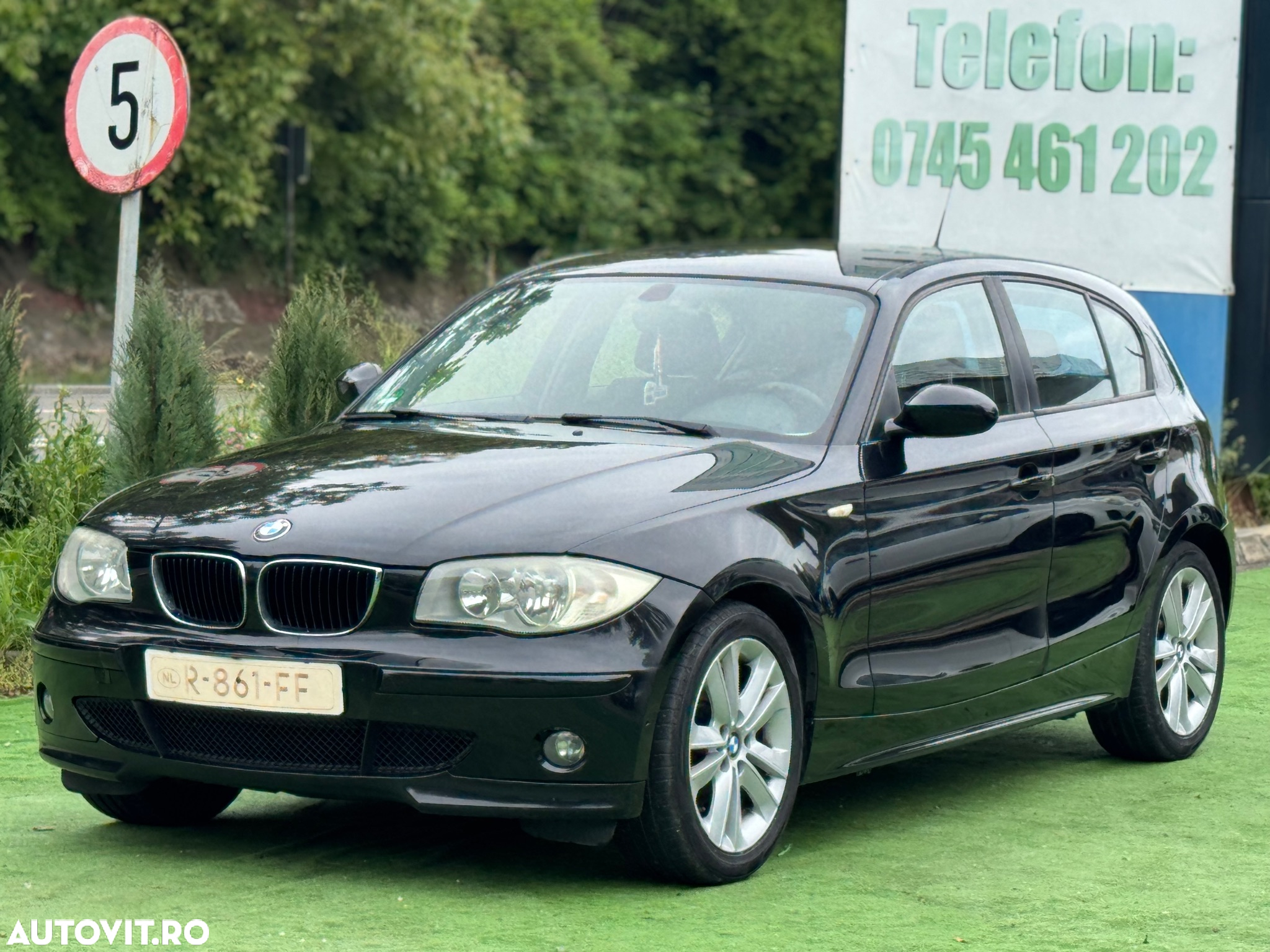 BMW Seria 1 120i - 10