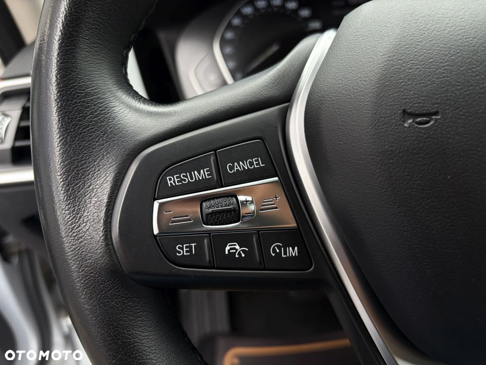 BMW Seria 3 320d Advantage - 23