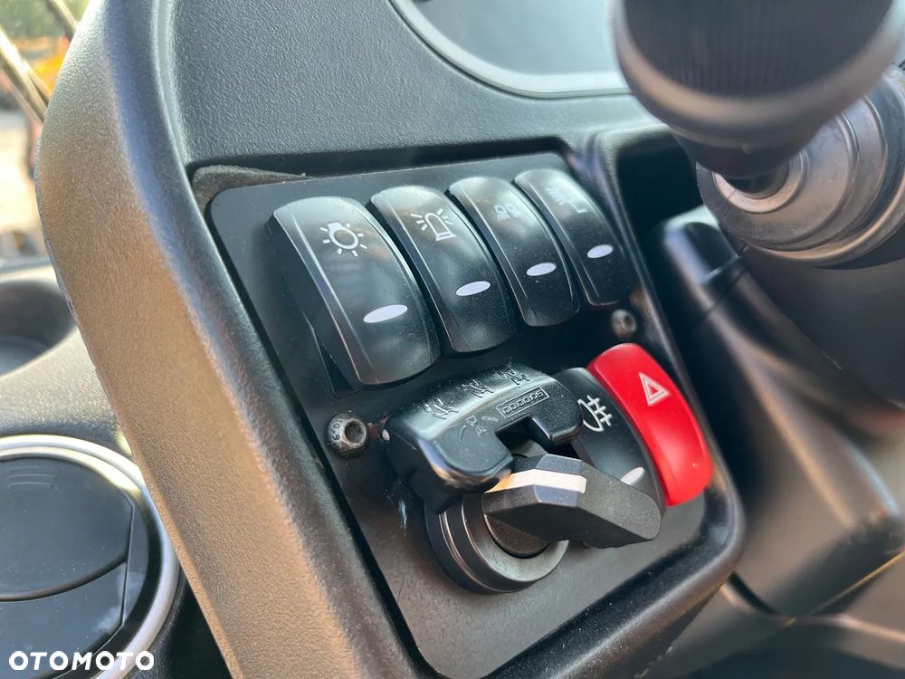 JCB 536-60 Agri Super - 11