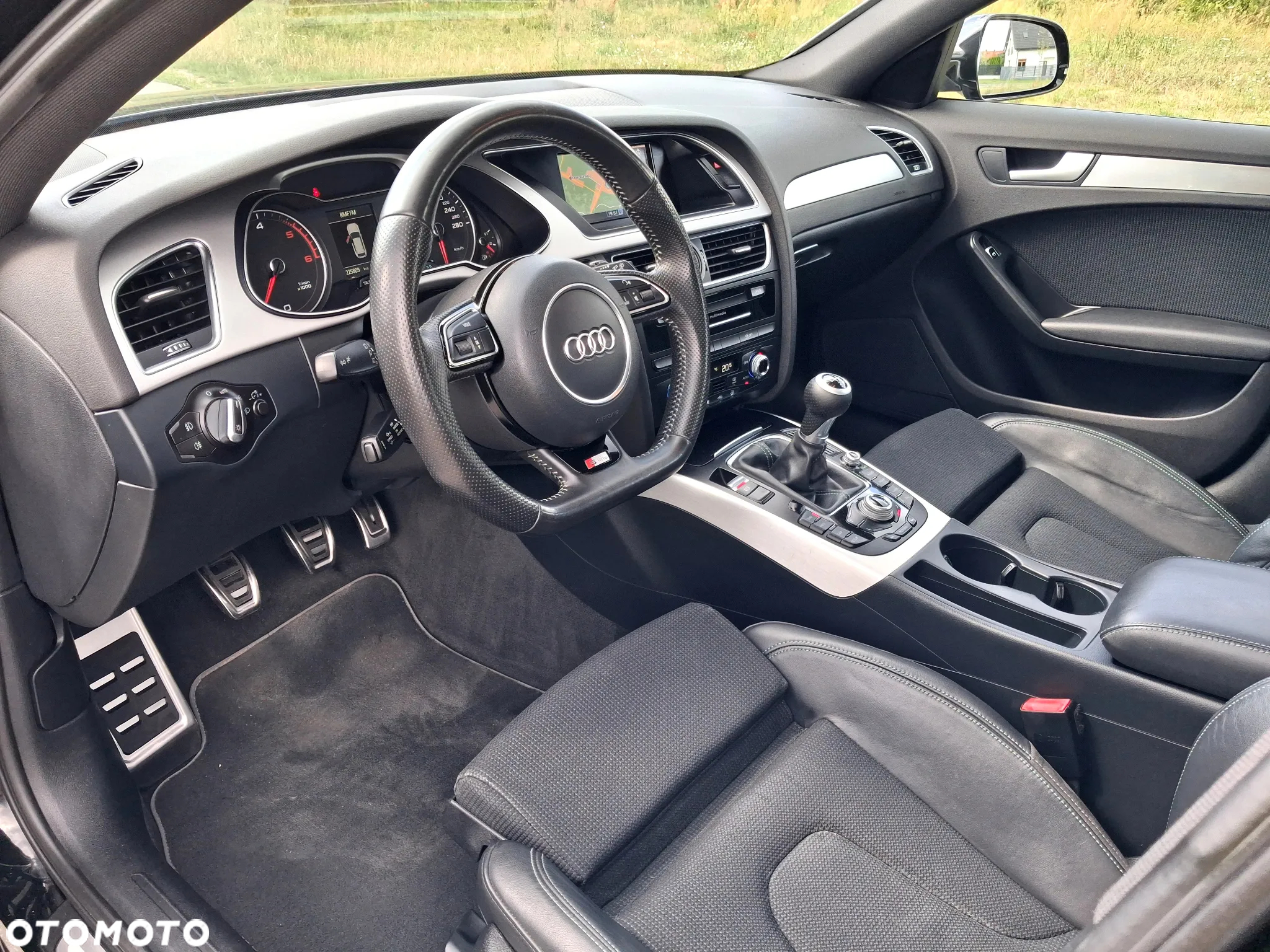 Audi A4 Avant 2.0 TDI DPF clean diesel S line Sportpaket - 16