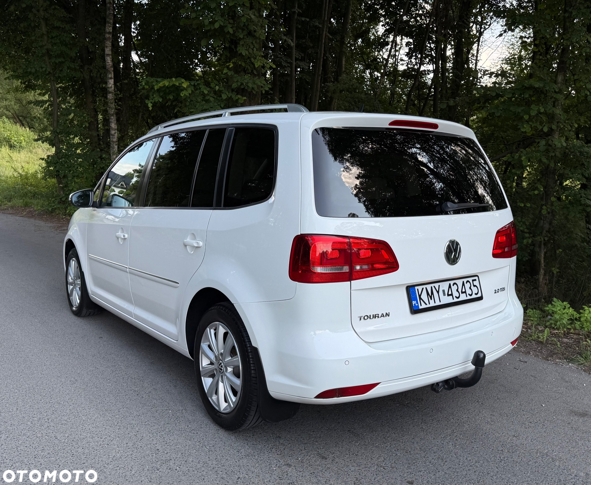 Volkswagen Touran 2.0 TDI DSG Highline - 10