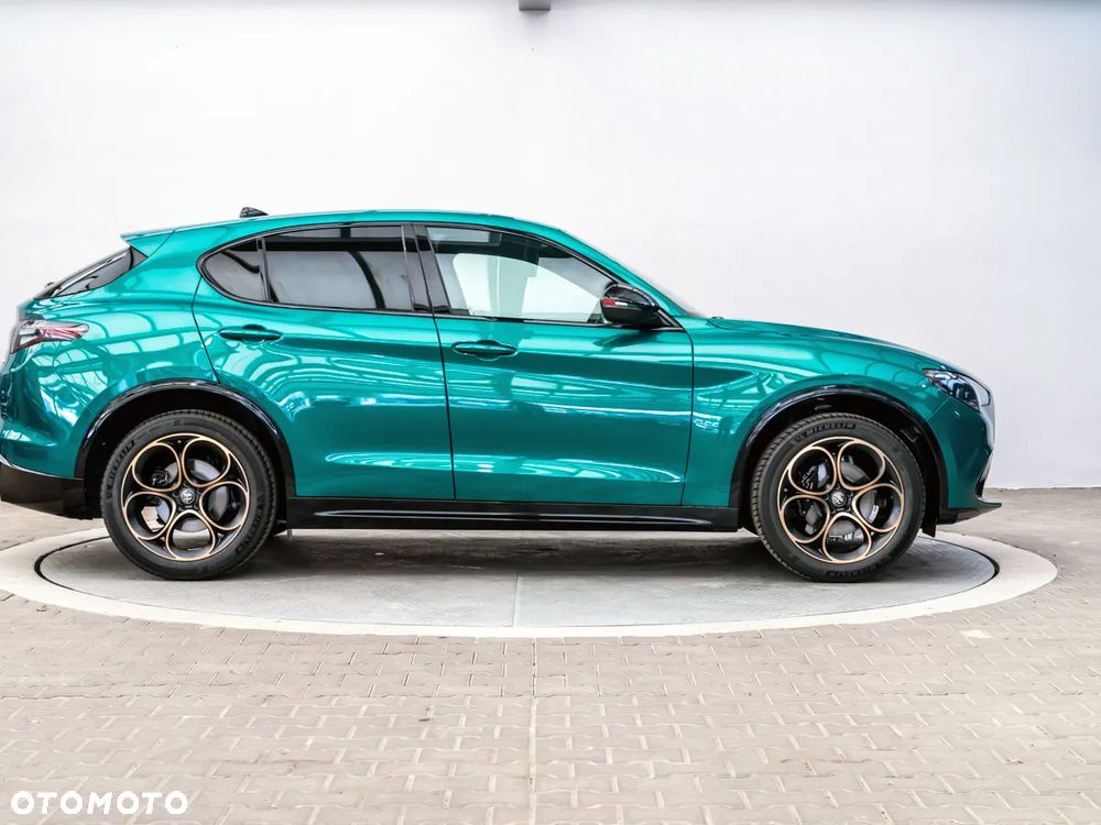 Alfa Romeo Stelvio 2.0 Turbo Intensa Q4 - 8
