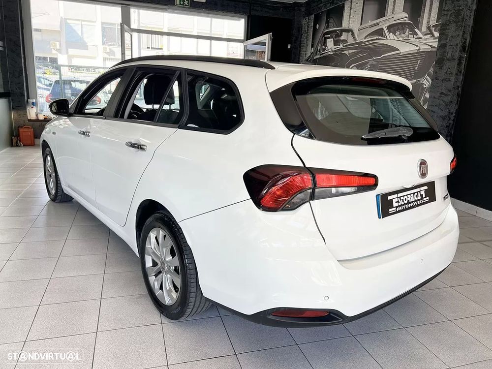 Fiat Tipo Station Wagon 1.3 M-Jet Lounge - 4