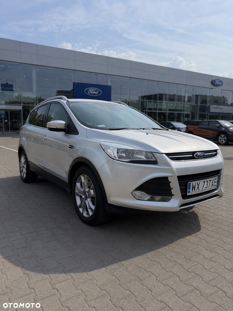 Ford Escape 2.0 EcoBoost AWD Titanium - 9